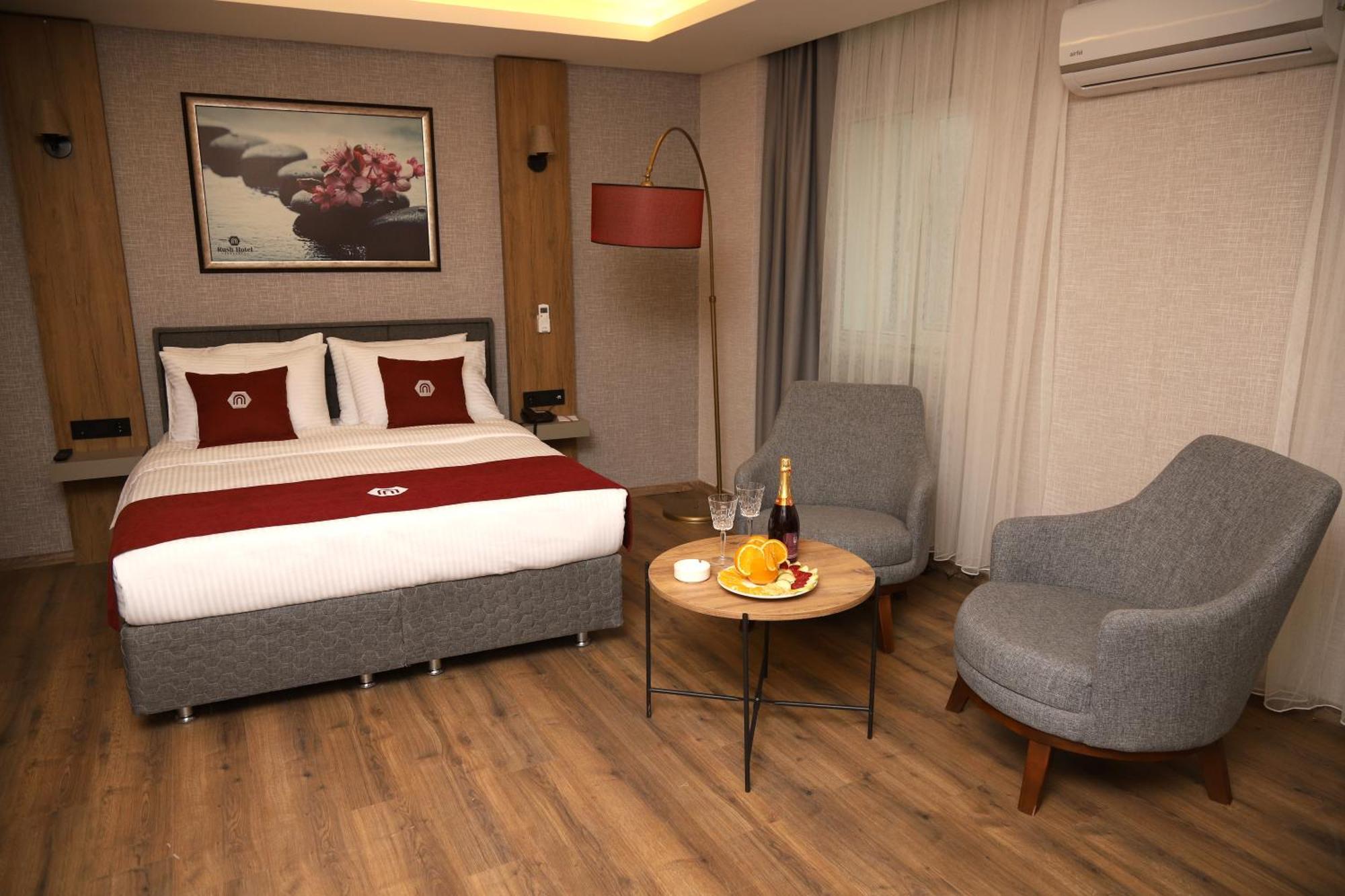 Rush Hotel توكات المظهر الخارجي الصورة