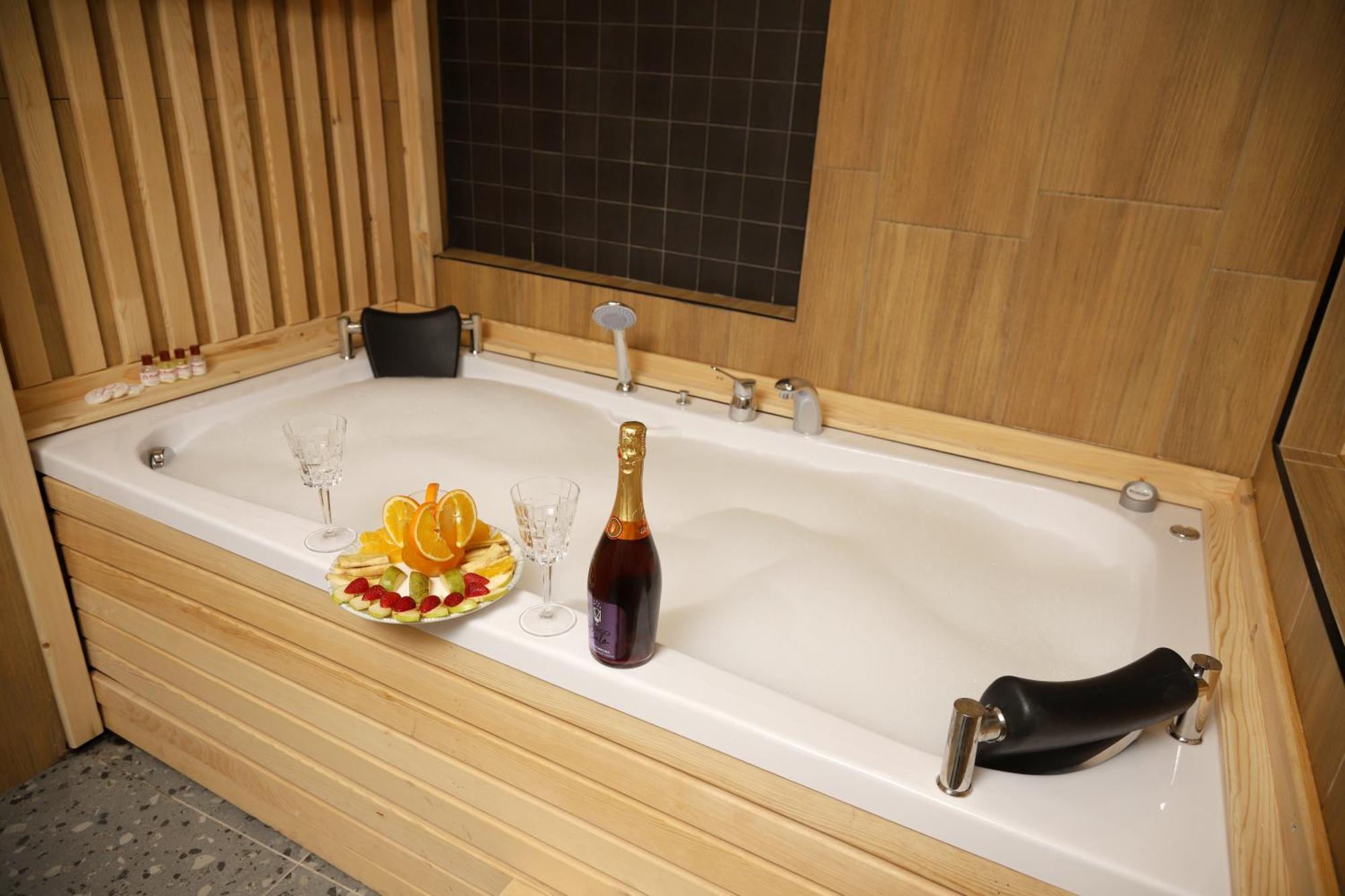 Rush Hotel توكات المظهر الخارجي الصورة
